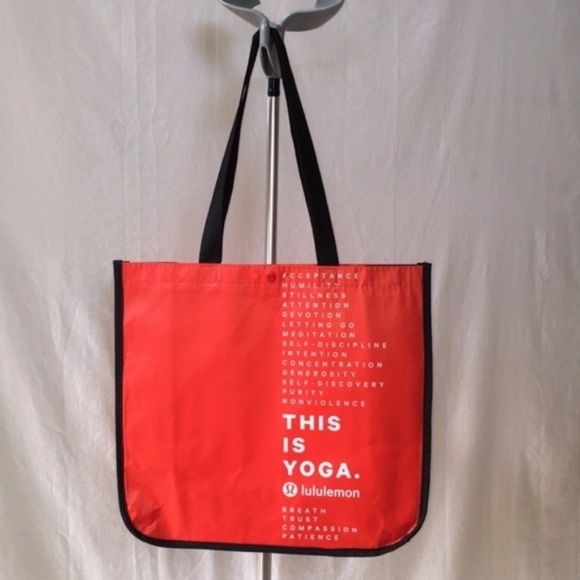 New Lululemon Tote Bag with Button Closure - Picture 3 of 12